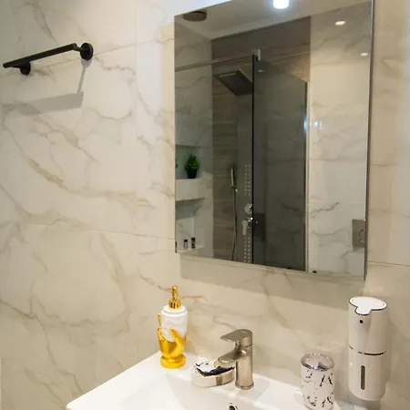Zoi Elegant Apartment *