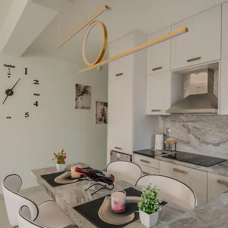 아파트 Zoi Elegant *