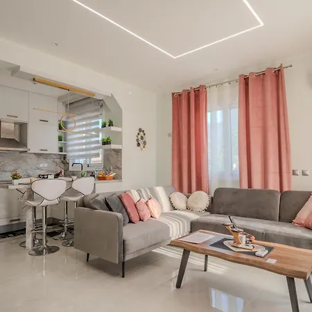 Zoi Elegant Appartamento *