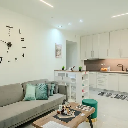 Zoi Elegant Apartments Filiatra
