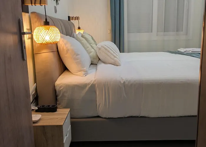 Zoi Elegant Филиатра